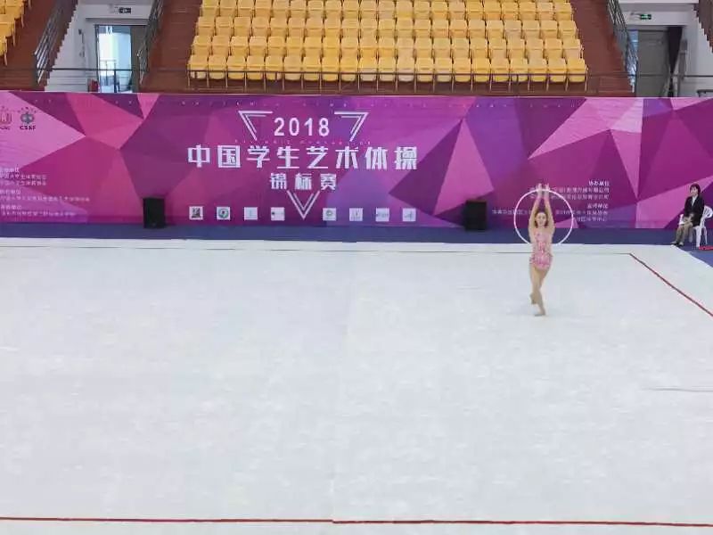体操队在读大学生_大学体操队女神_体校体操队