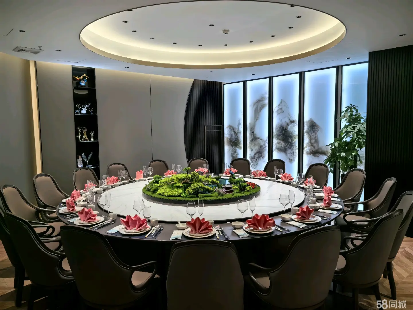 证照齐全，全新设备、器材！完整后厨和前厅服务体系！房租低！