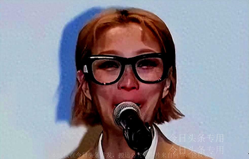 脱发的人健身会加重脱发吗_明星健身怎么不会脱发_脱发健身明星会恢复吗